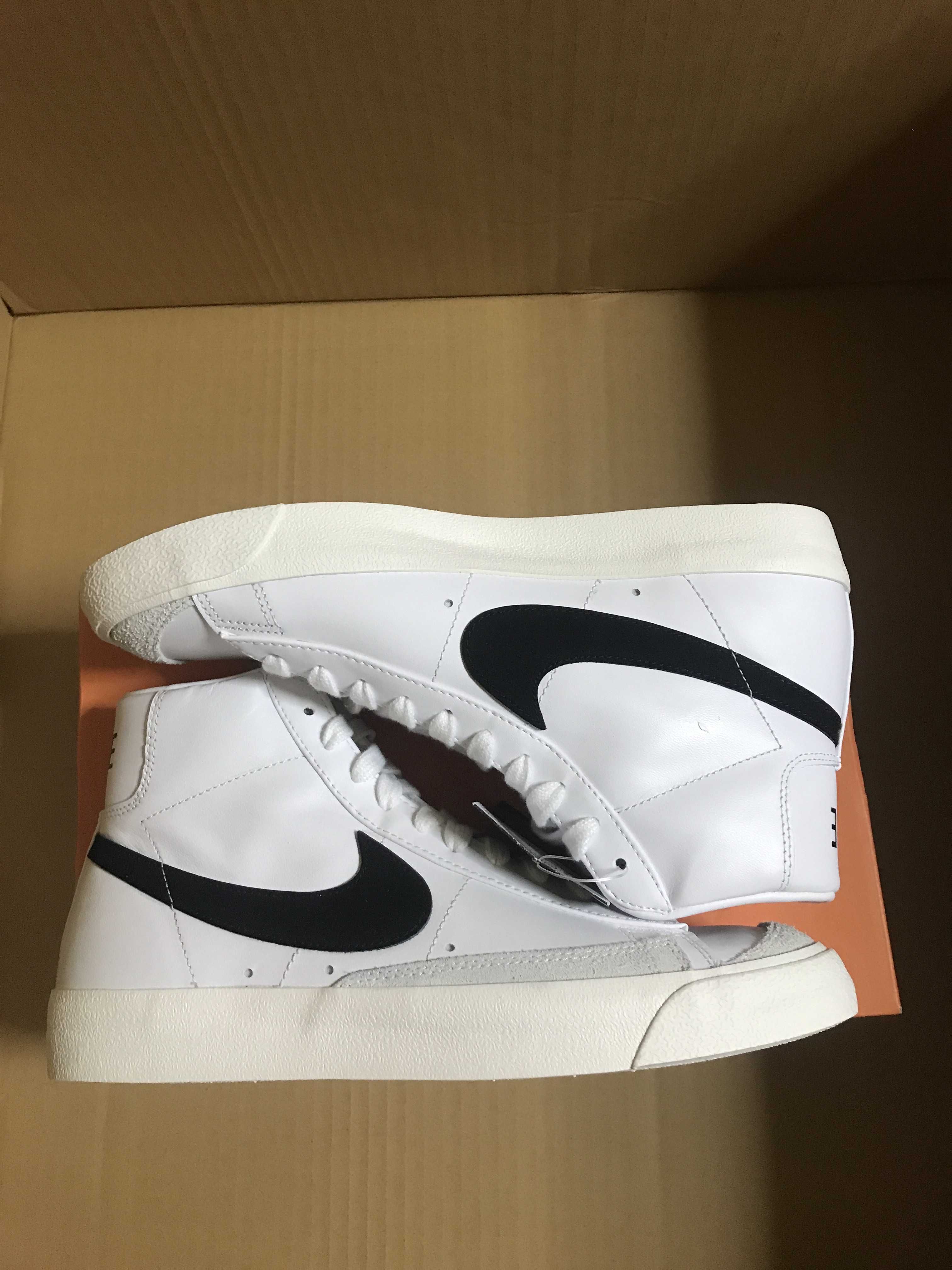 Nike Blazer Mid '77 Vintage "White/Black"