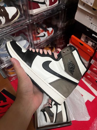 Nike Air Jordan 1 High OG "Sail/Dark Mocha/Black"