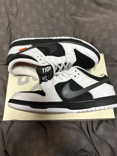 TIGHTBOOTH × Nike SB Dunk Low Pro QS "Black and White"