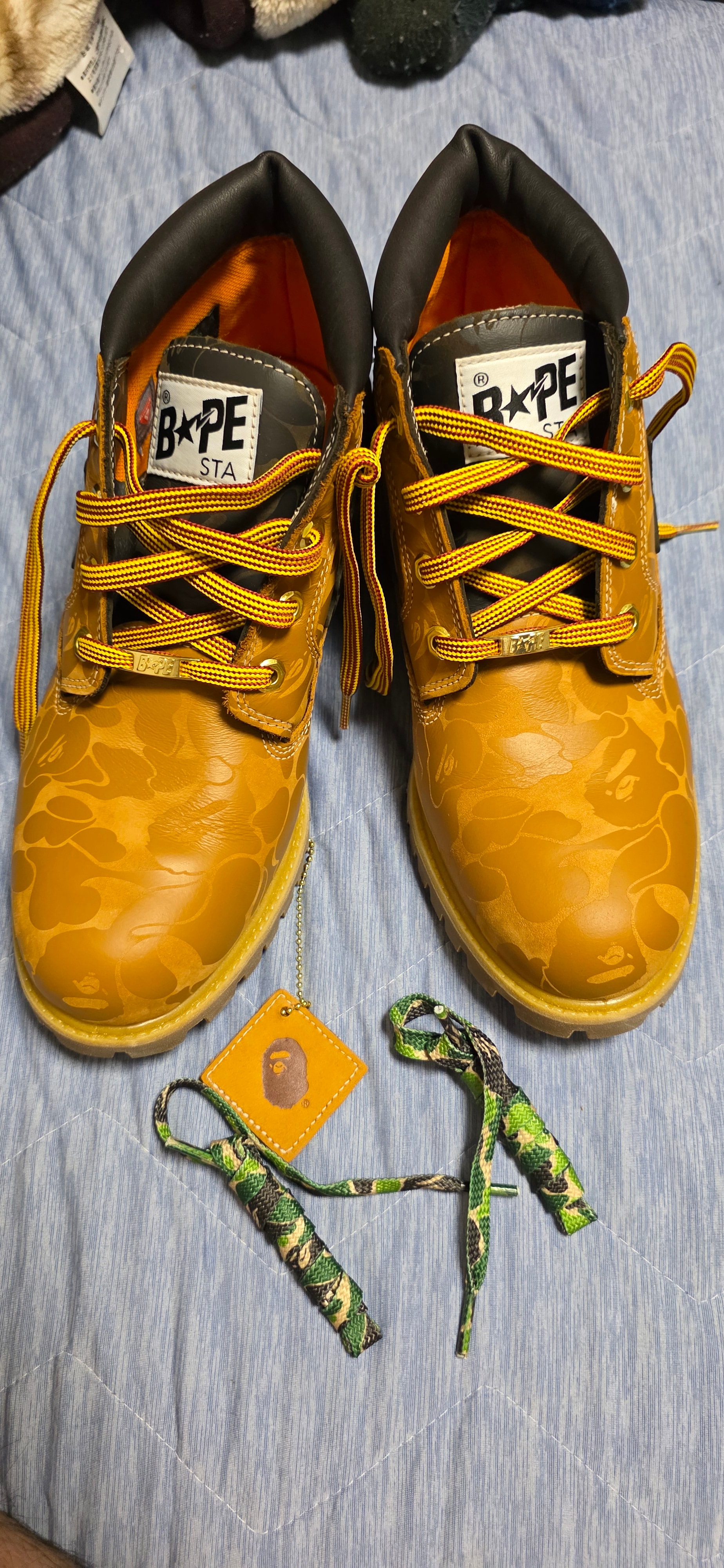 アベイシングエイプ × ティンバーランド チャッカブーツ "ブラウン"