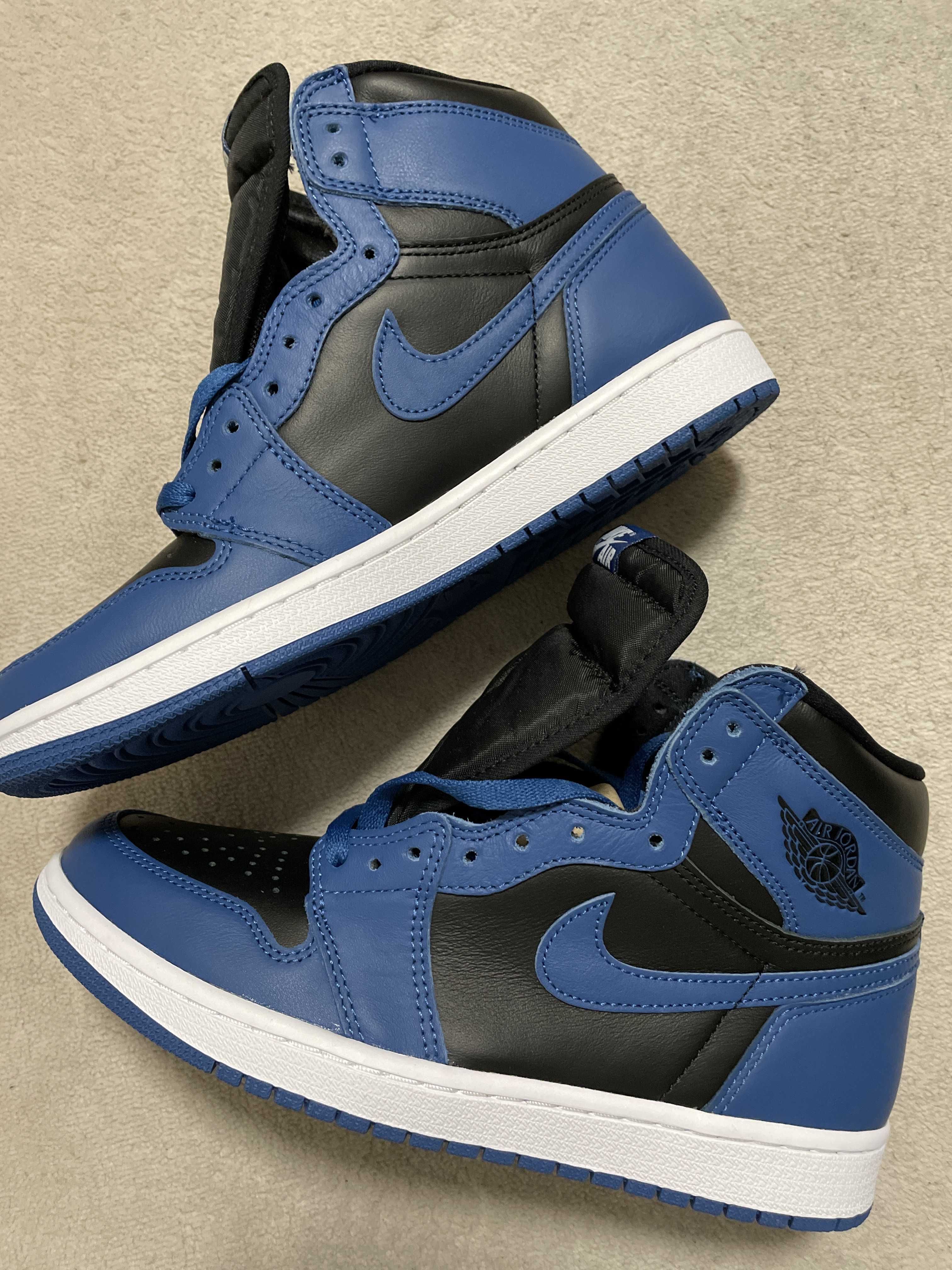 Nike Air Jordan 1 Retro High OG "Dark Marina Blue"