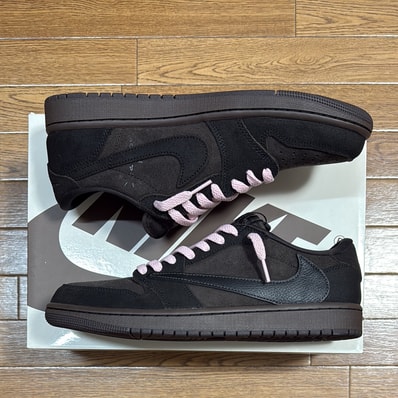 Travis Scott × Nike Air Jordan 1 Low OG SP "Velvet Brown and Dark Mocha"