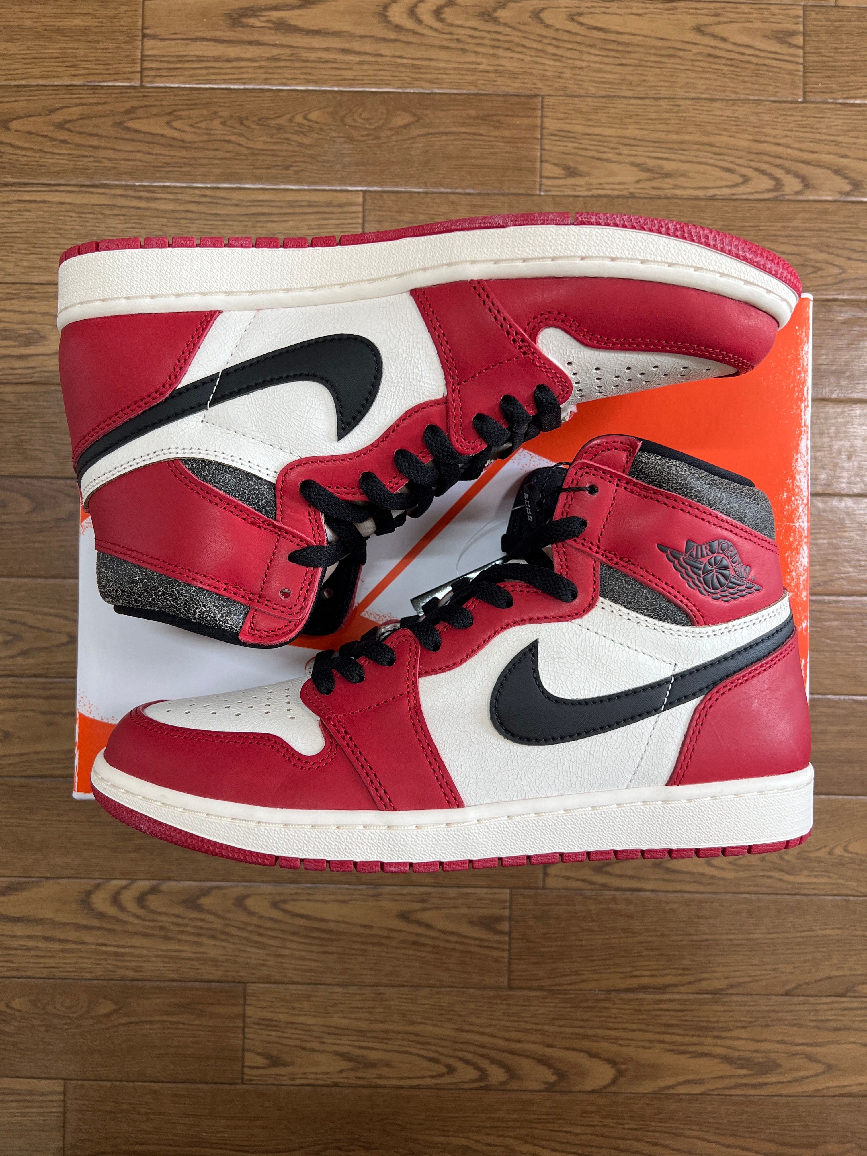 Nike Air Jordan 1 High OG "Lost & Found/Chicago"