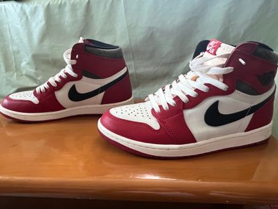 Nike Air Jordan 1 High OG "Lost & Found/Chicago"