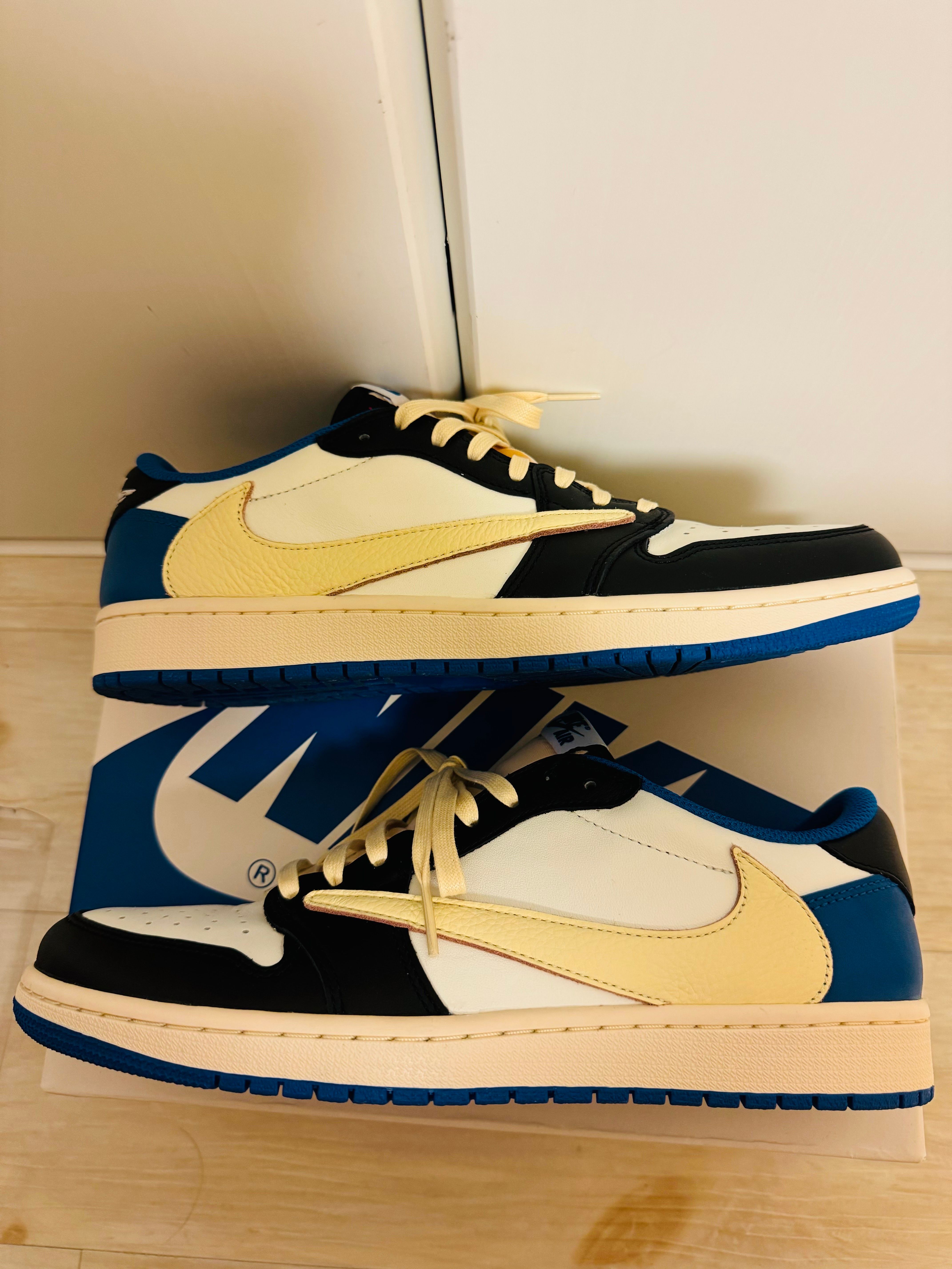 Travis Scott × fragment design × Nike Air Jordan 1 Low OG SP "Military Blue"