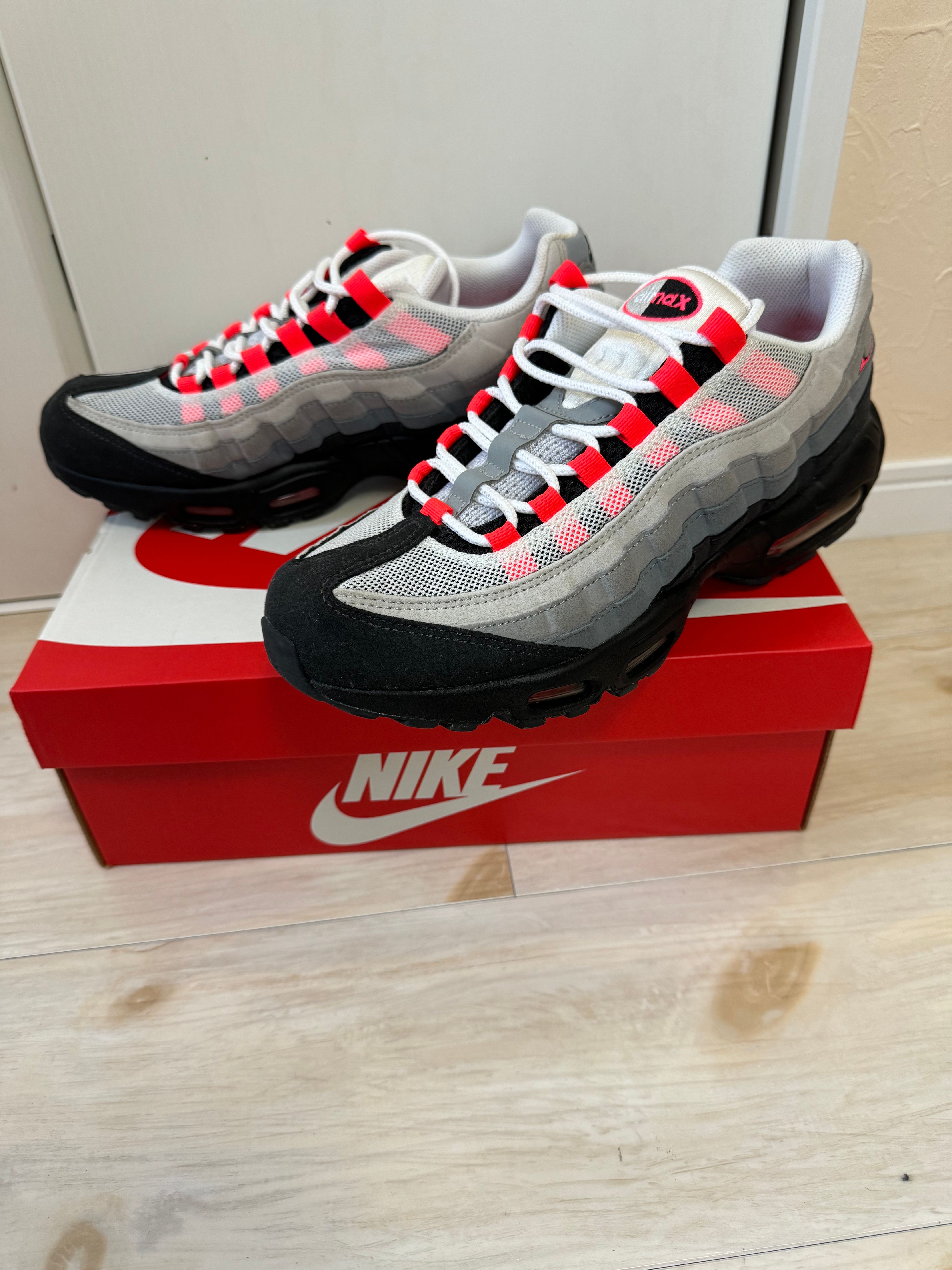 Nike Air Max 95 "White/Solar Red"