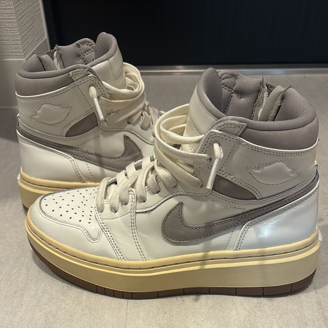 Nike Women's Air Jordan 1 High SE Elevate "College Grey"