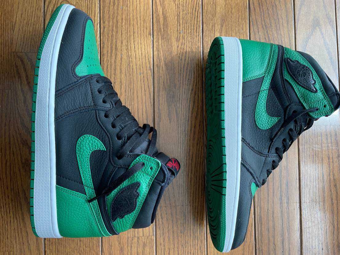 Nike Air Jordan 1 Retro High OG "Black/Pine Green" (2020)      