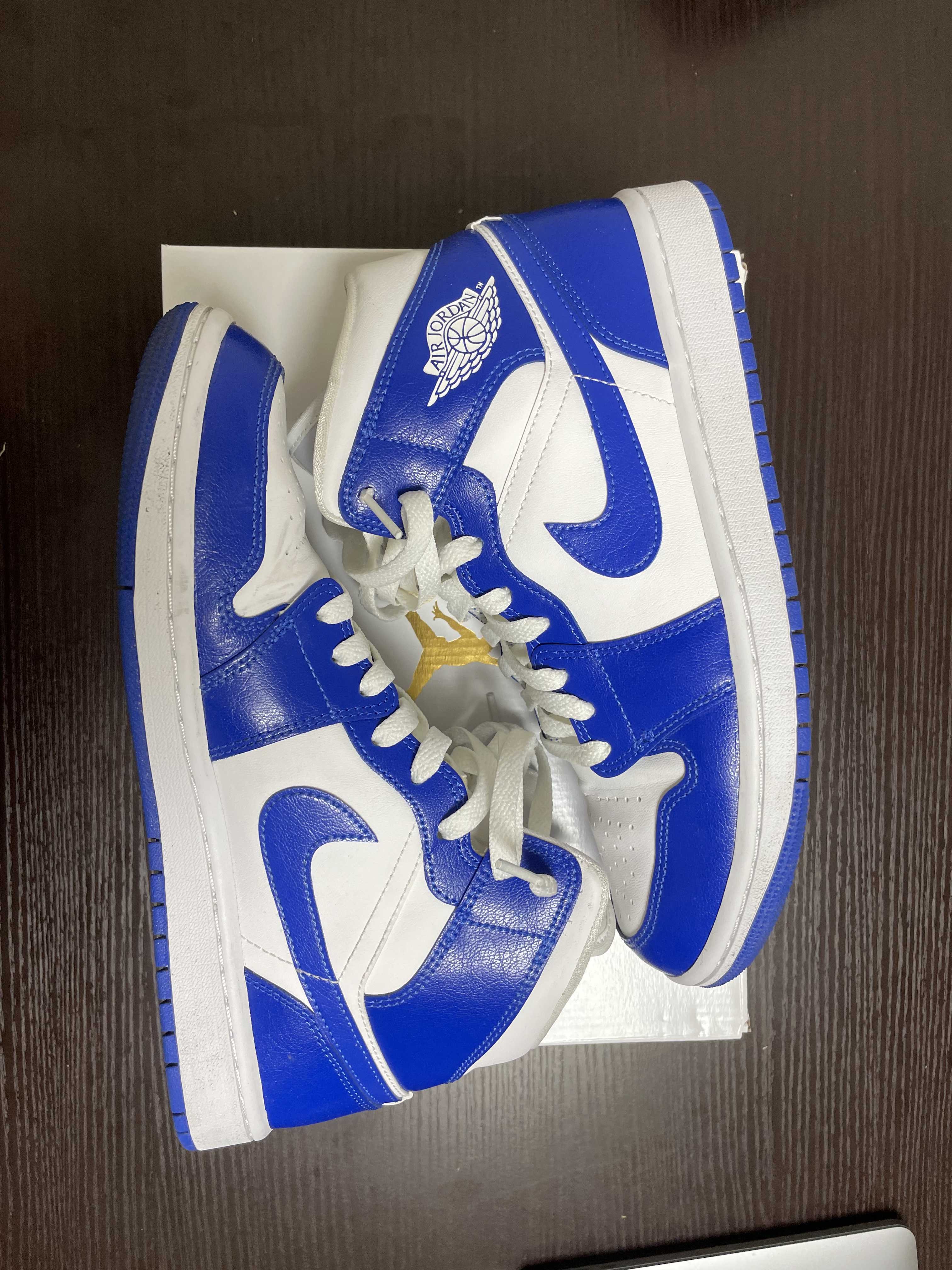Nike Women's Air Jordan 1 Mid "Kentucky Blue"