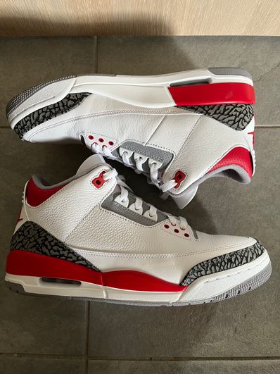 Nike Air Jordan 3 Retro OG "Fire Red" (2022)