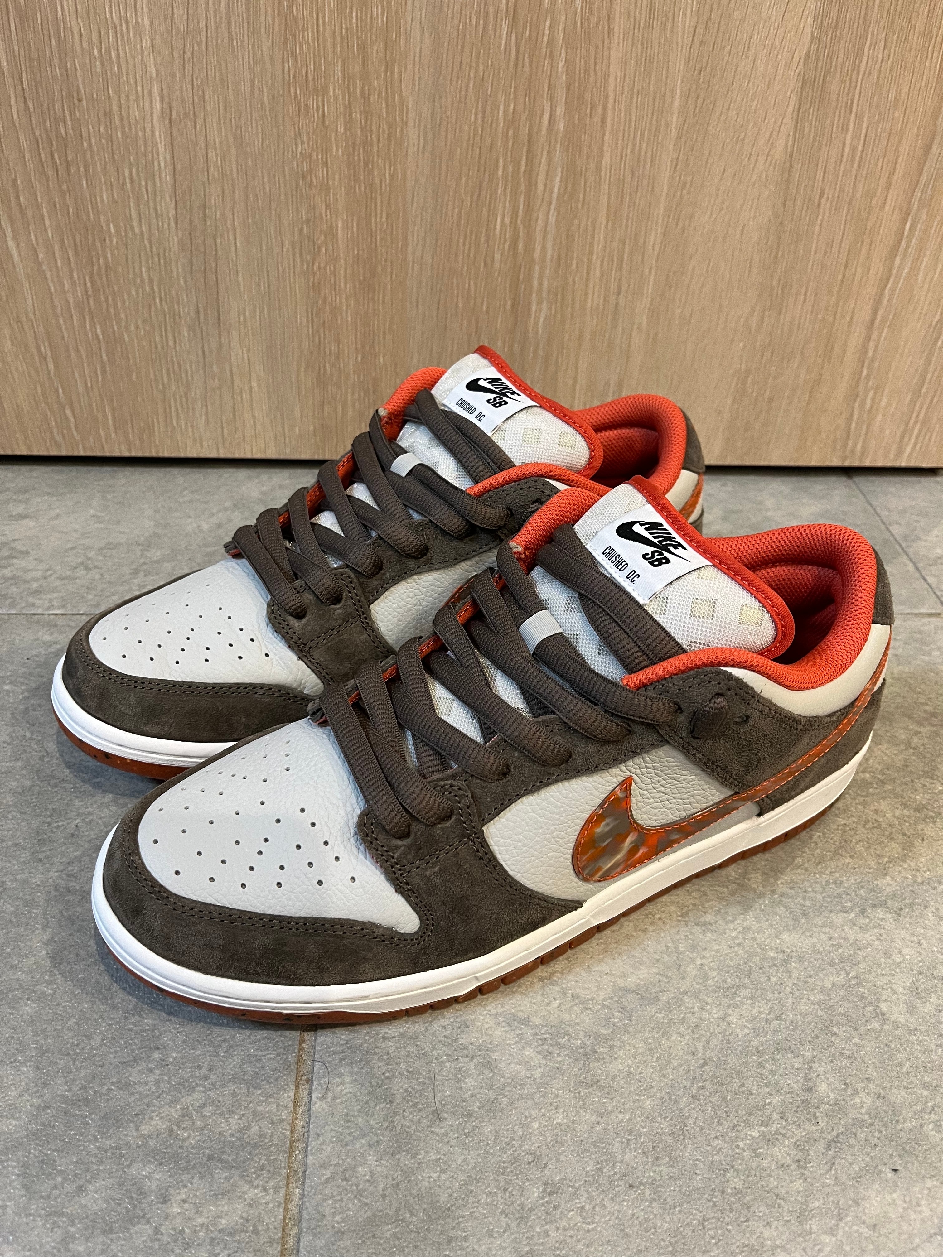 Crushed Skate Shop × Nike SB Dunk Low QS "Olive Grey/Mantra Orange"