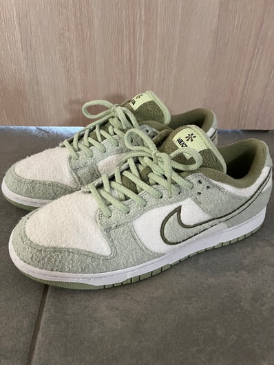 Nike Women's Dunk Low SE "Honeydew"