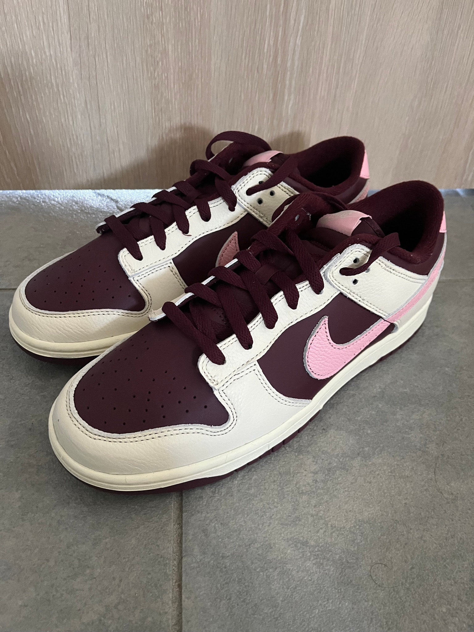 Nike Dunk Low "Valentine’s Day" (2023)
