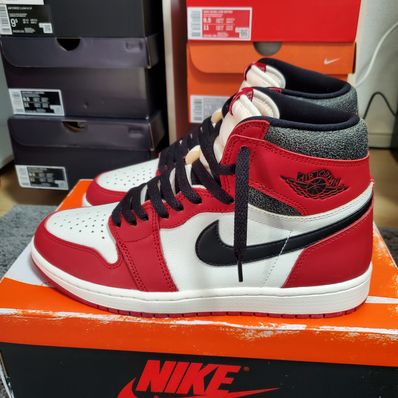 Nike Air Jordan 1 High OG "Lost & Found/Chicago"