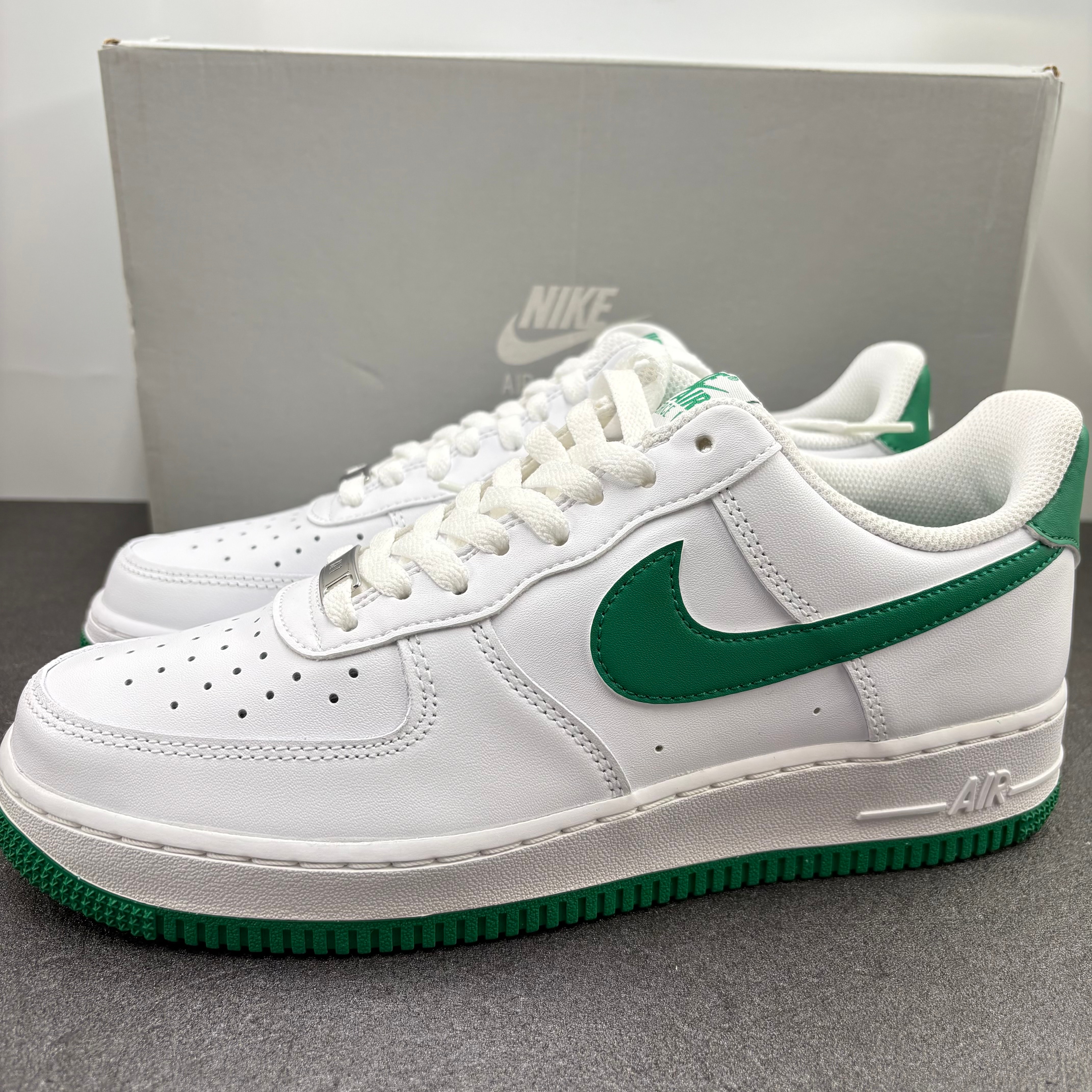 Nike Air Force 1 Low "White/Malachite"