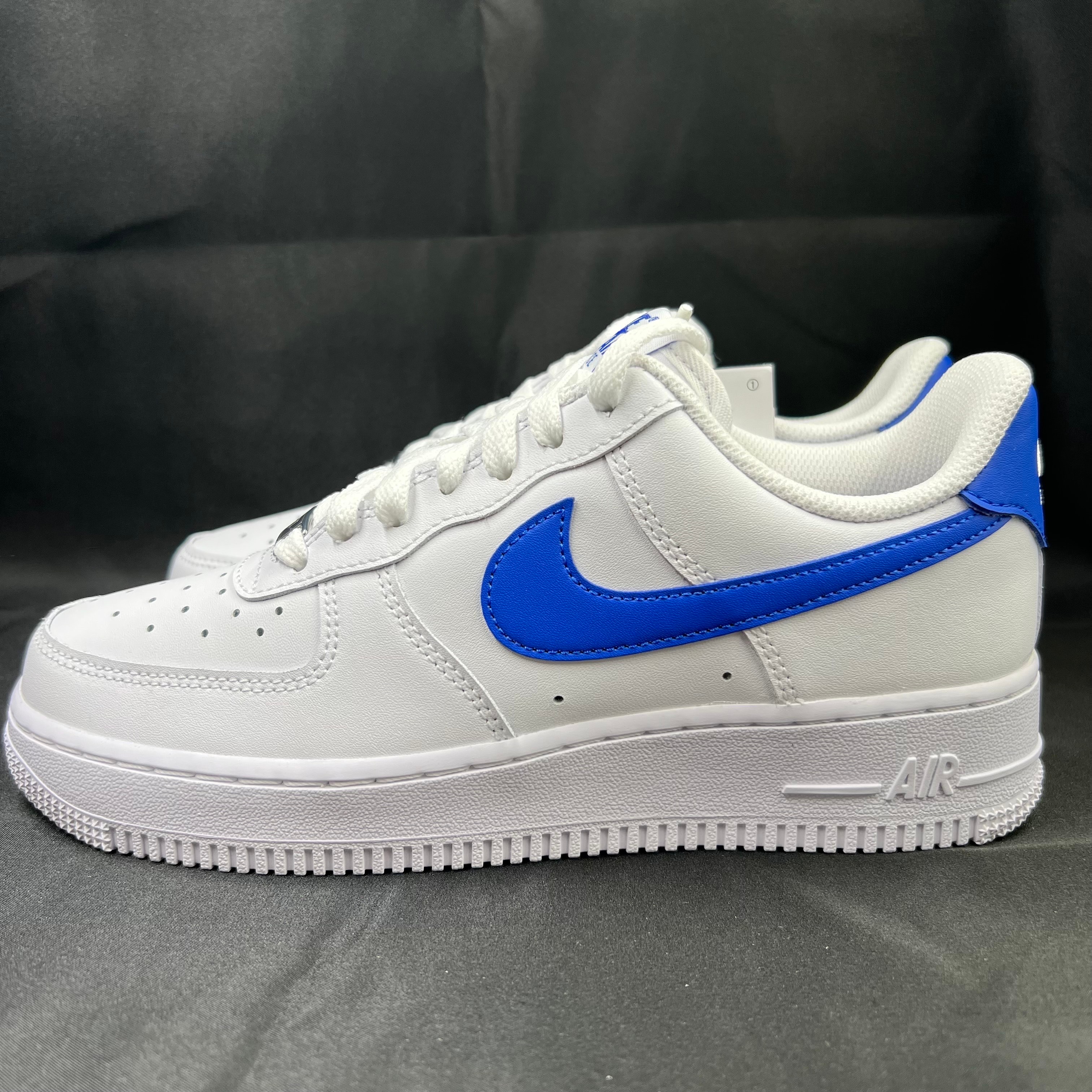 Nike Air Force 1 Low "Hyper Royal"