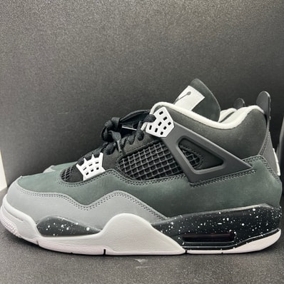 Nike Air Jordan 4 Retro "Fear"