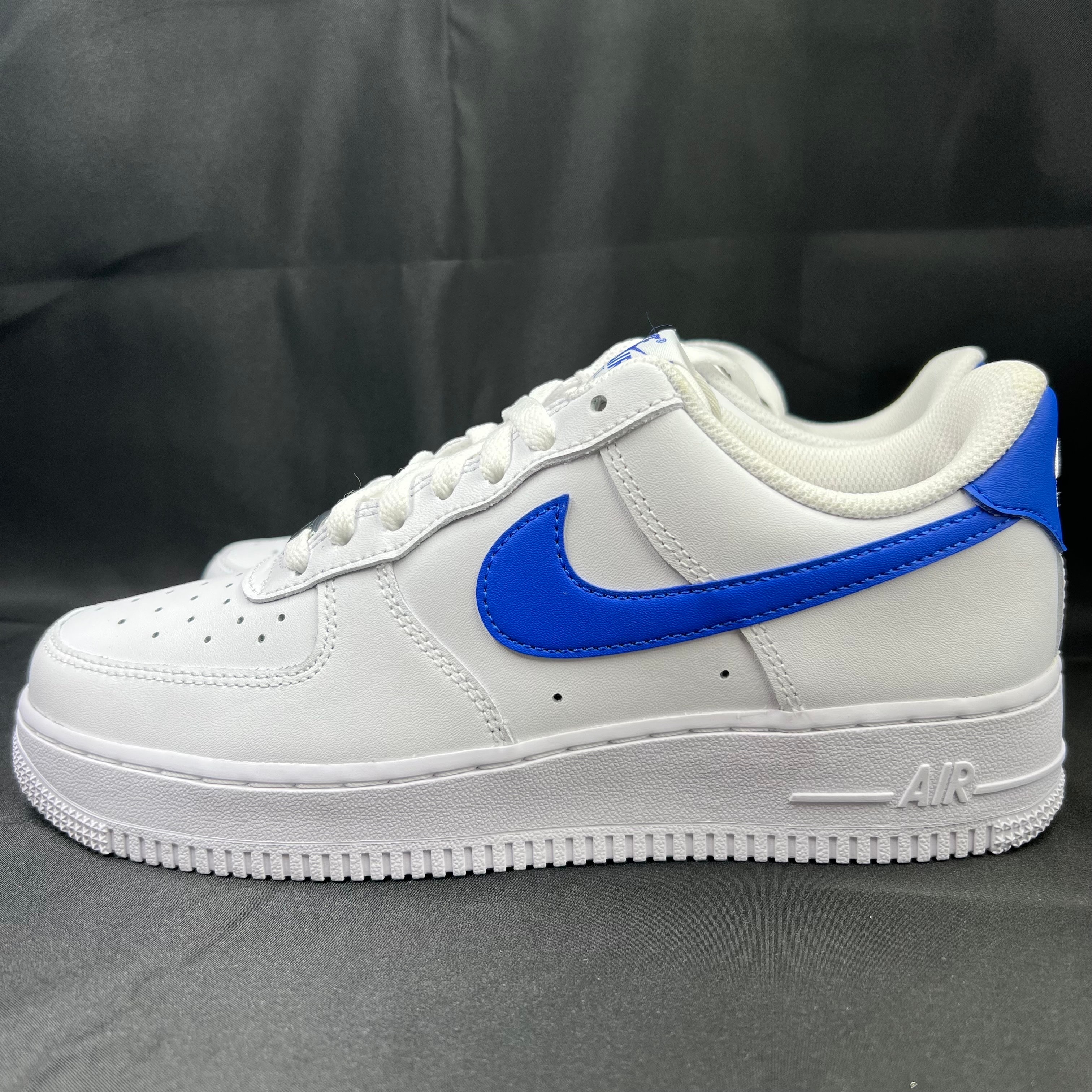 Nike Air Force 1 Low "Hyper Royal"