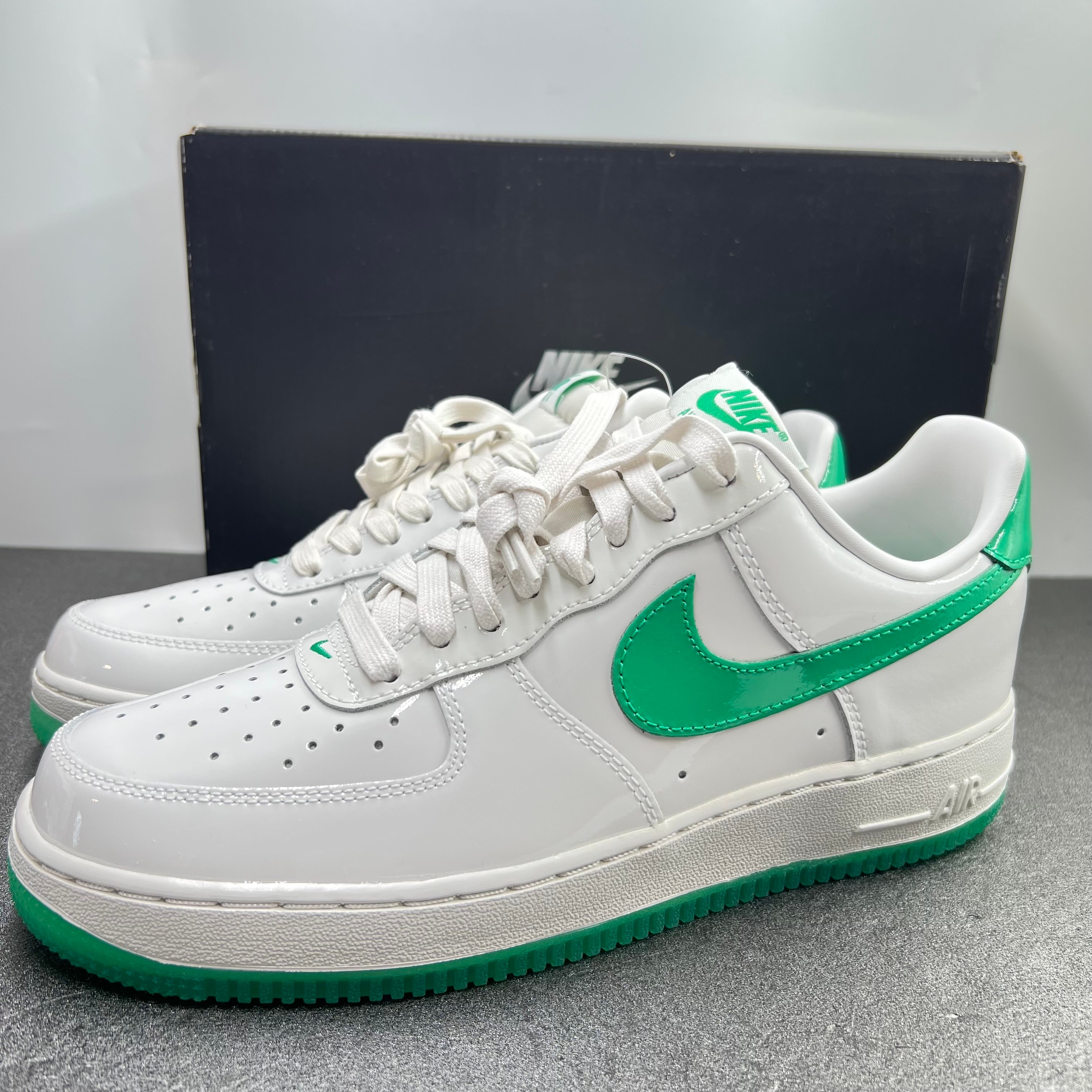 Nike Air Force 1 Low '07 PRM "Platinum Tint and Stadium Green"