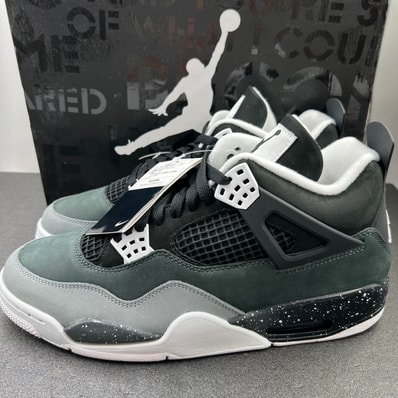 Nike Air Jordan 4 Retro "Fear"