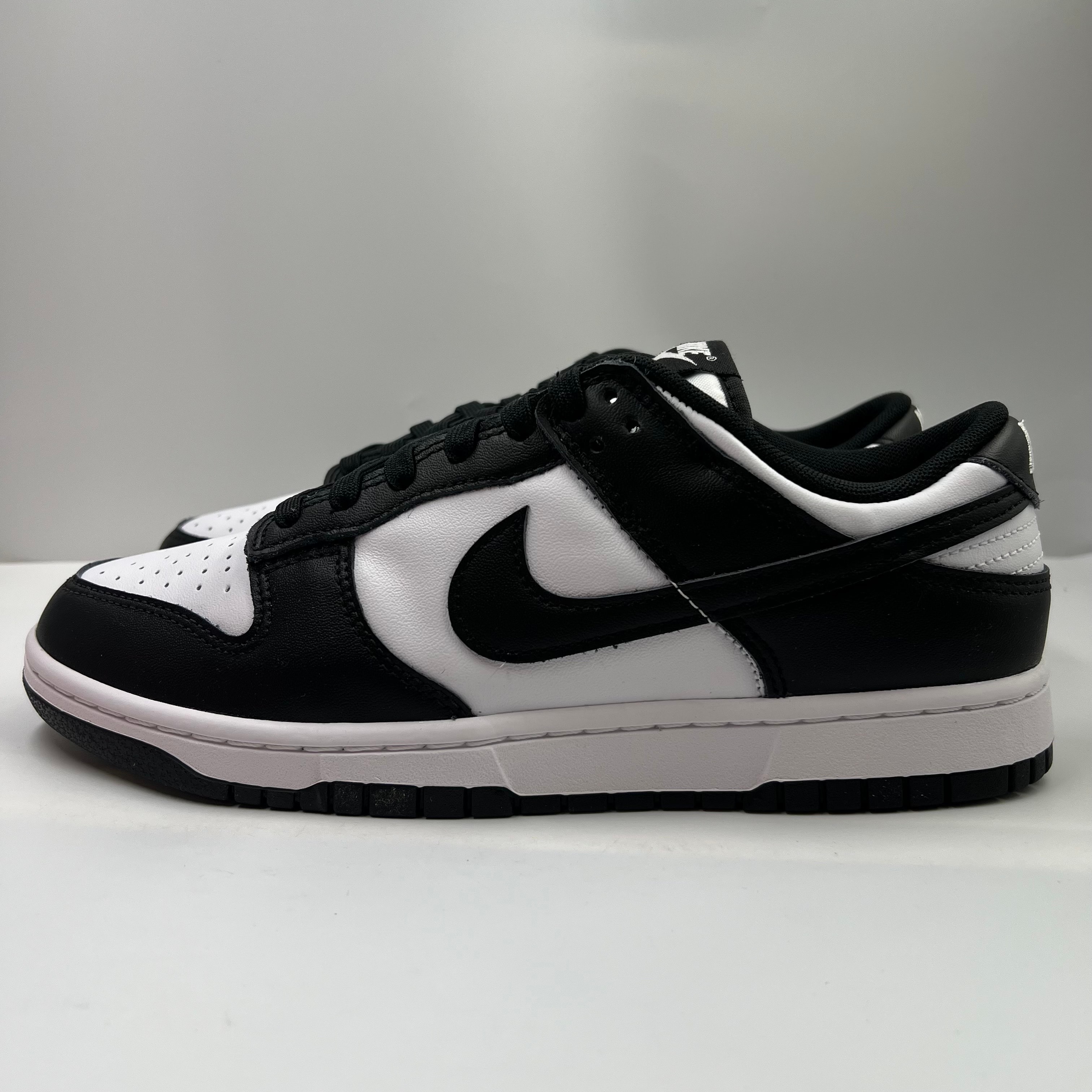 Nike Dunk Low Retro "Panda/White/Black"