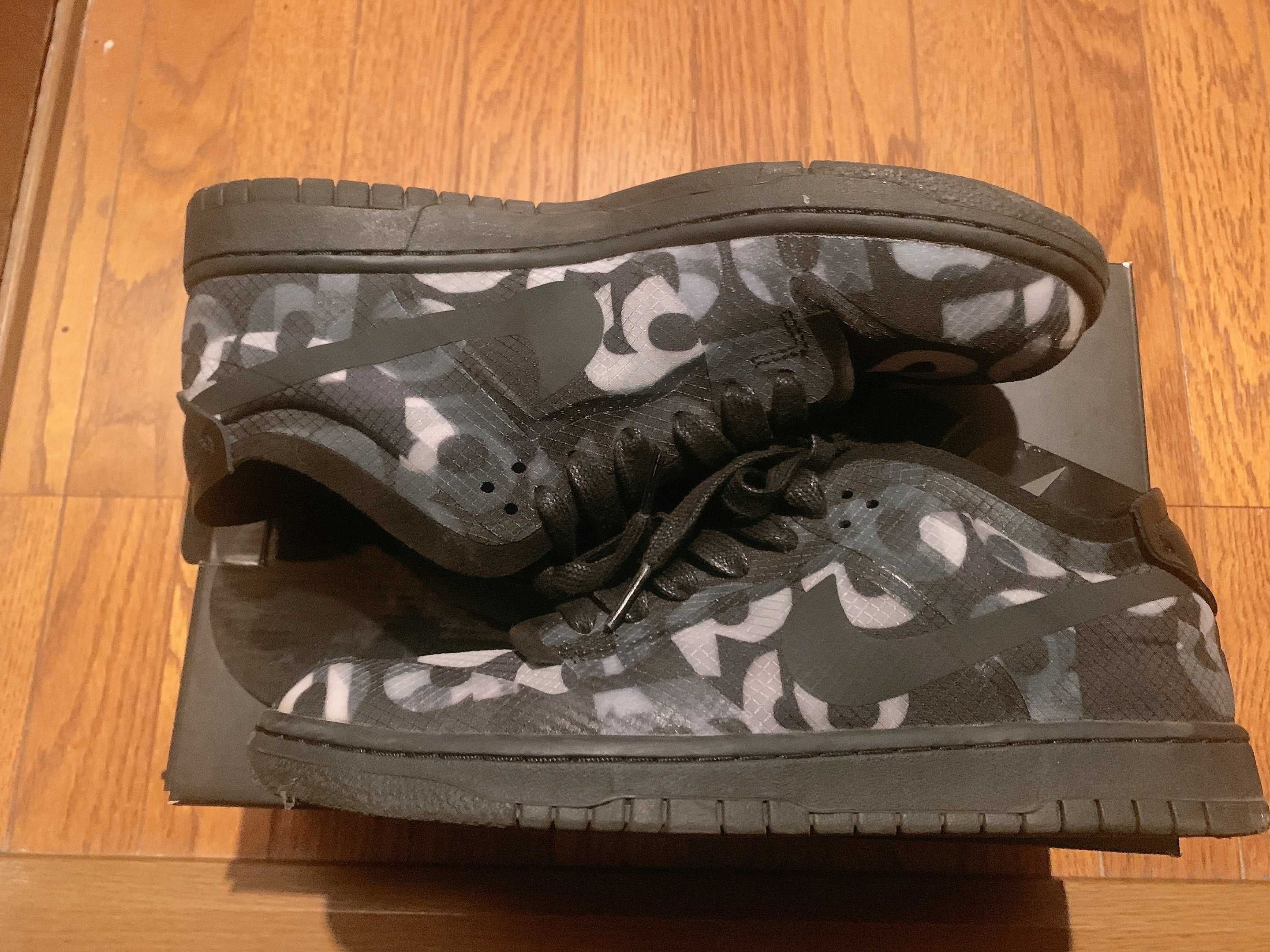 COMME des GARCONS × NIKE DUNK LOW Women's "BLACK/BLACK"
