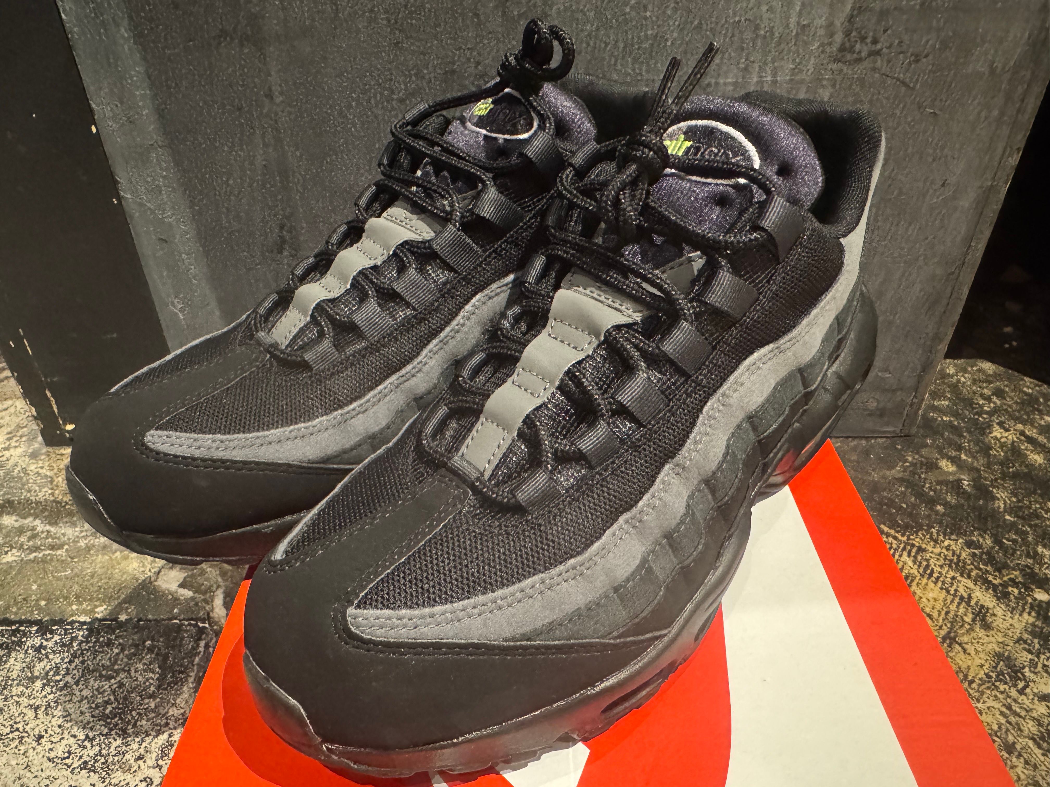 Nike Air Max 95 "Retro Logo"