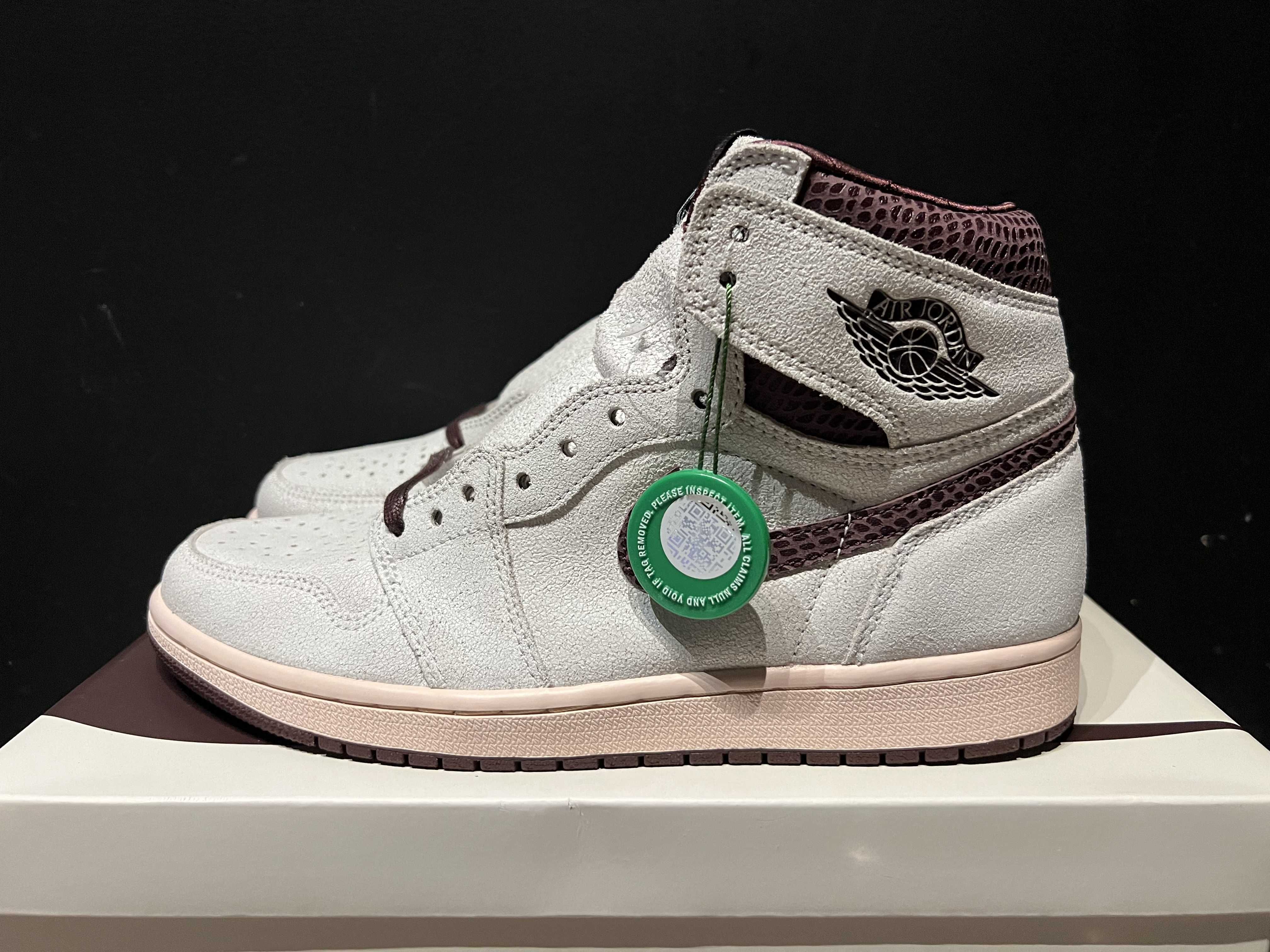 A Ma Maniere × Nike Air Jordan 1 Retro High OG "Sail and Burgundy"