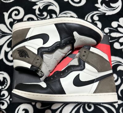 Nike Air Jordan 1 High OG "Sail/Dark Mocha/Black"