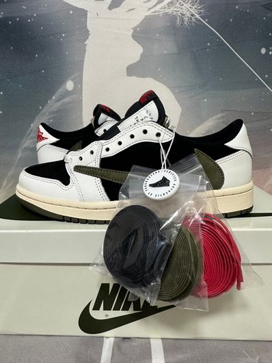 Travis Scott × Nike Women's Air Jordan 1 Low OG "Medium Olive"