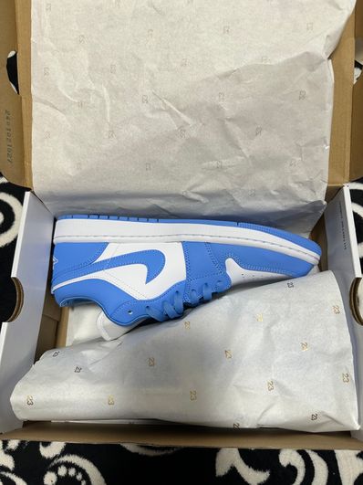 Nike Women's Air Jordan 1 Low "UNC"