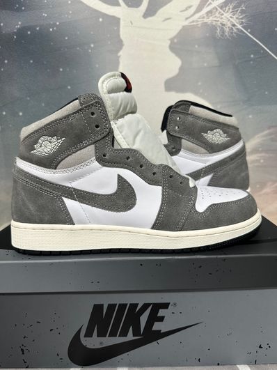 Nike GS Air Jordan 1 Retro High OG "Black and Smoke Grey"