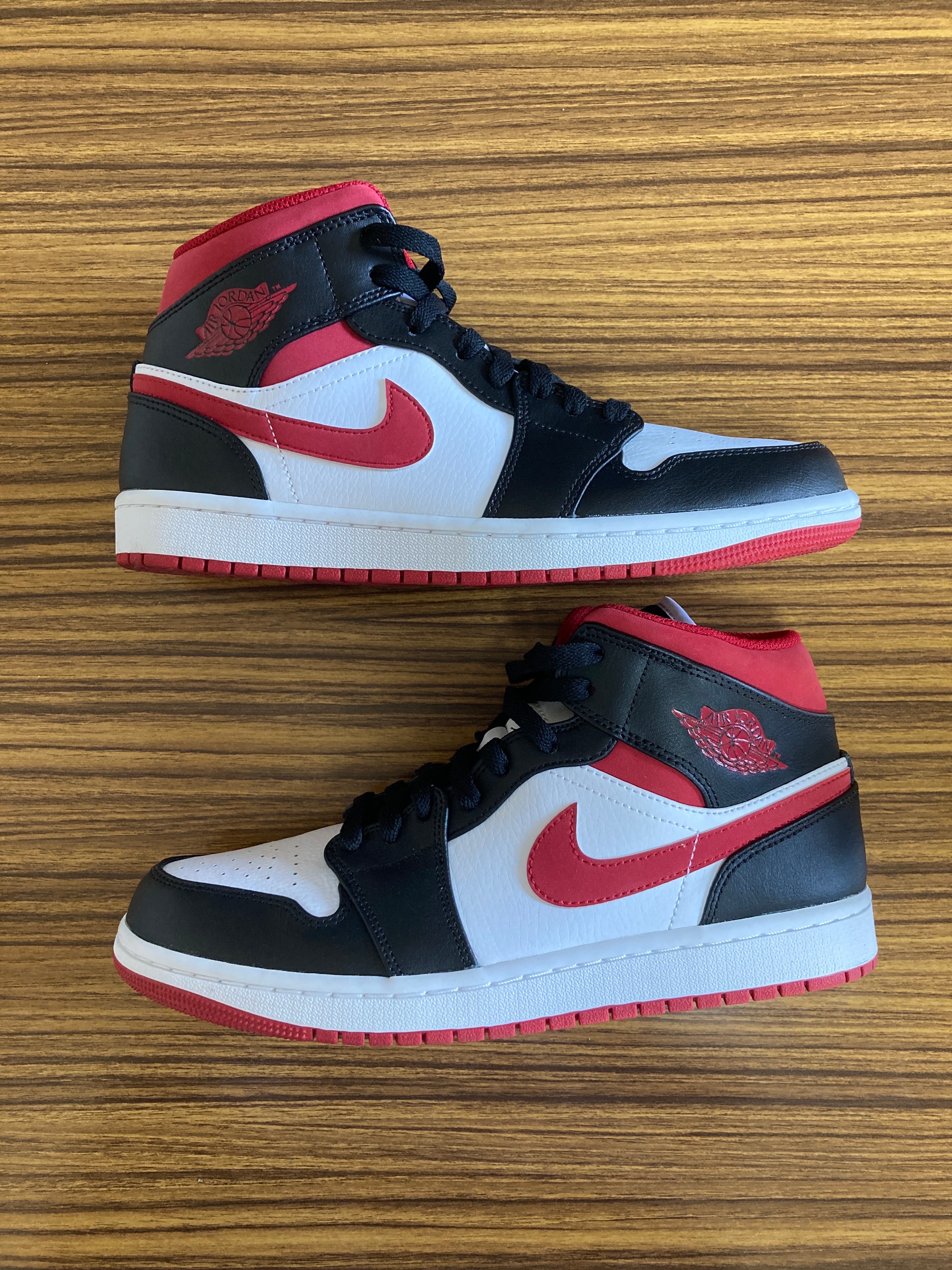 Nike Air Jordan 1 Mid "White/Gym Red Black"