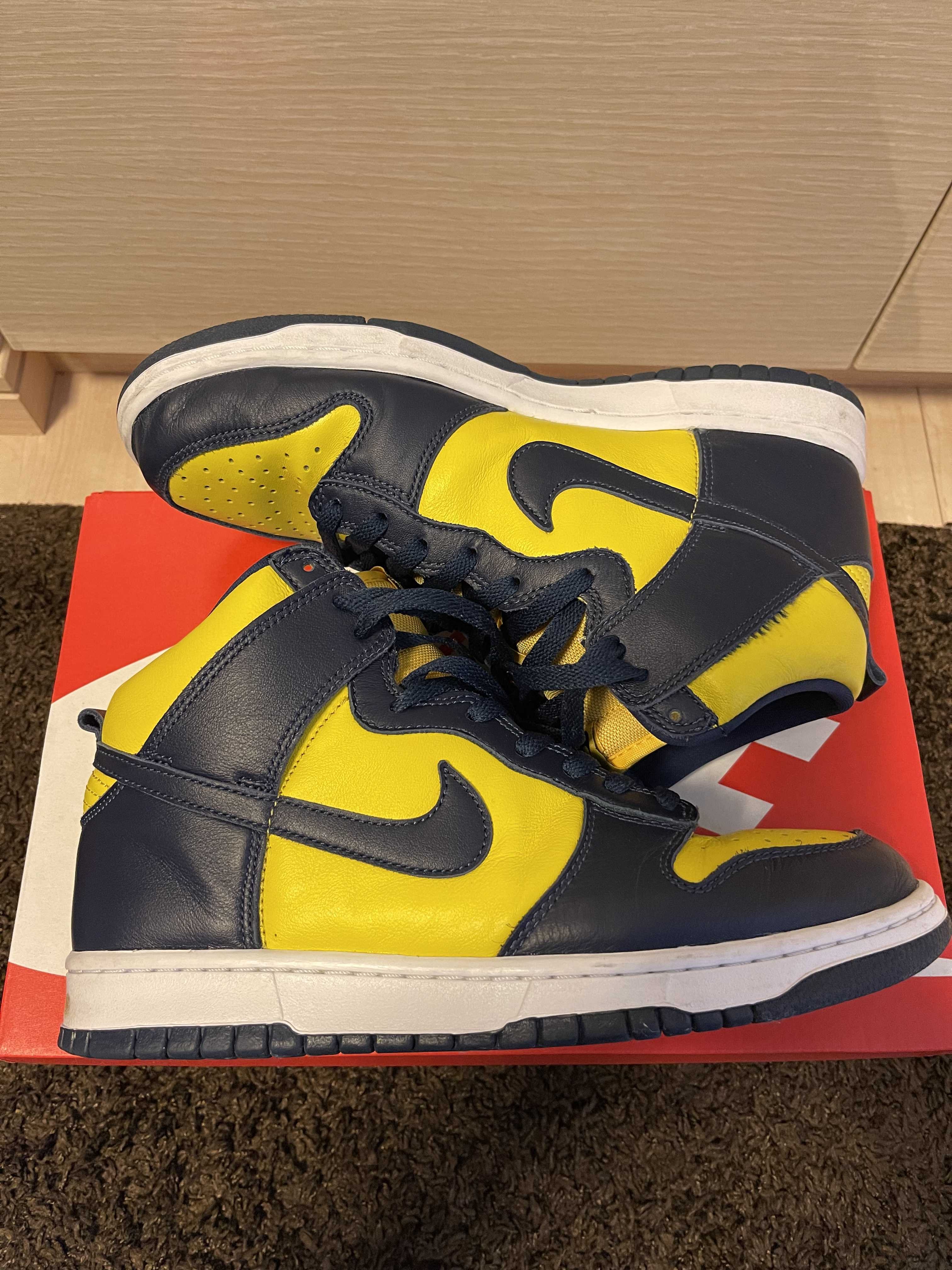 Nike Dunk High "Michigan"