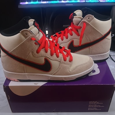 Nike SB Dunk High "San Francisco Giants/Coconut Milk and Black"