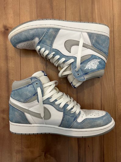 Nike Air Jordan 1 High OG "Hyper Royal"