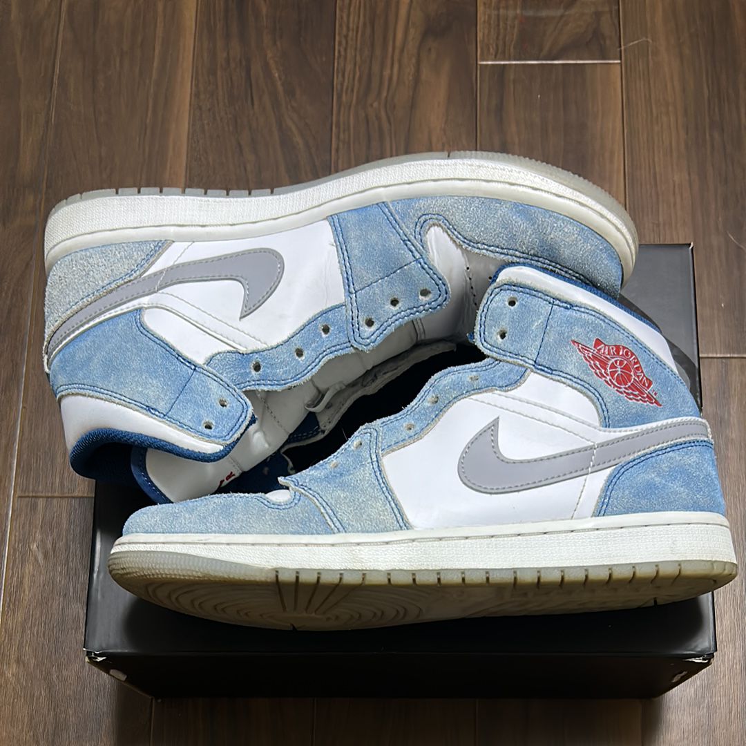 Nike Air Jordan 1 Mid SE "White/Hyper Royal/Red"