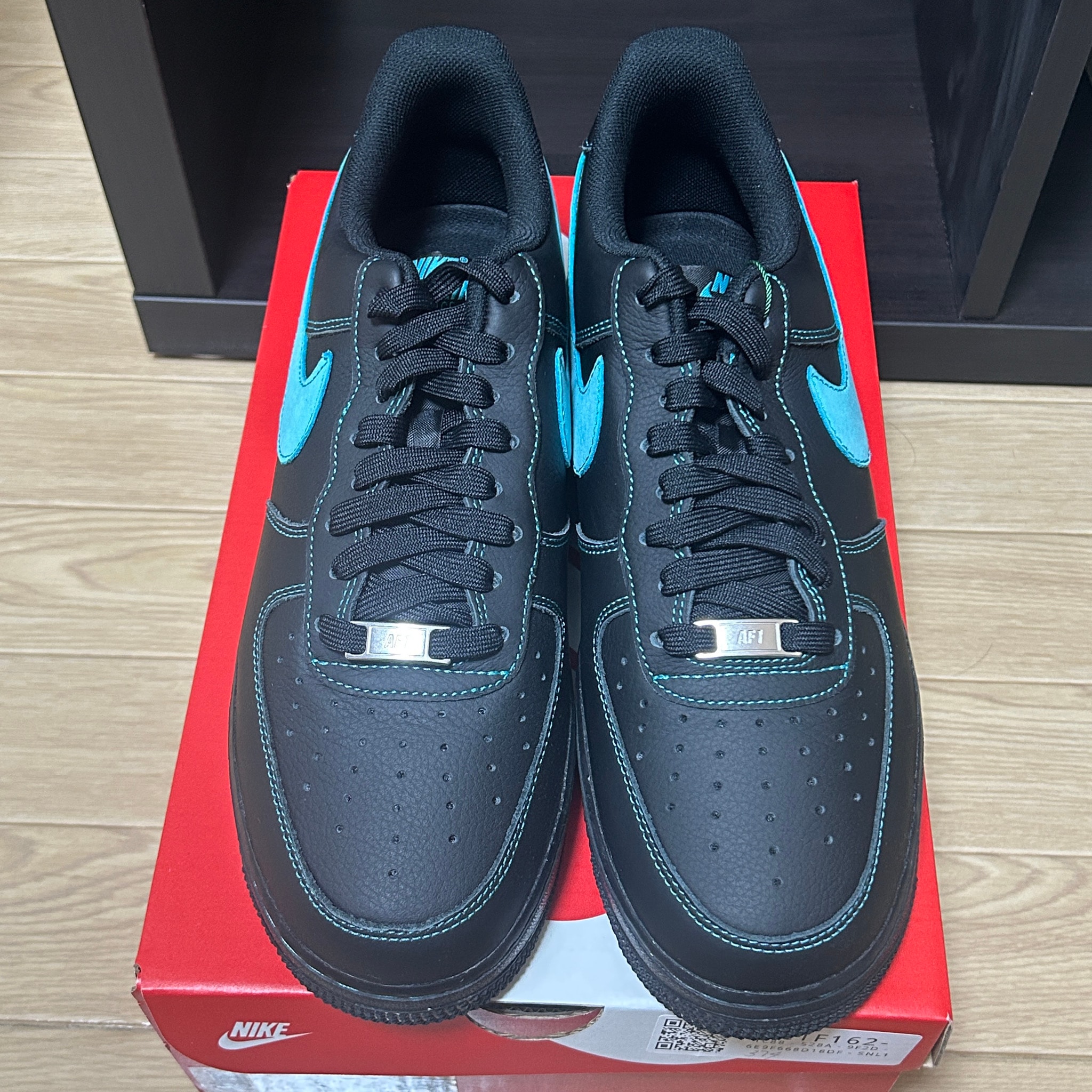Nike Air Force 1 Low "Black Tiffany"