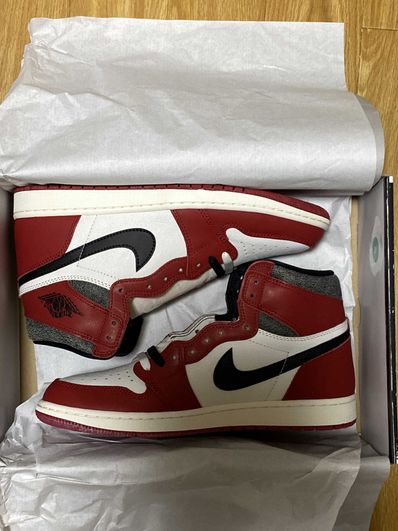 Nike Air Jordan 1 High OG "Lost & Found/Chicago"