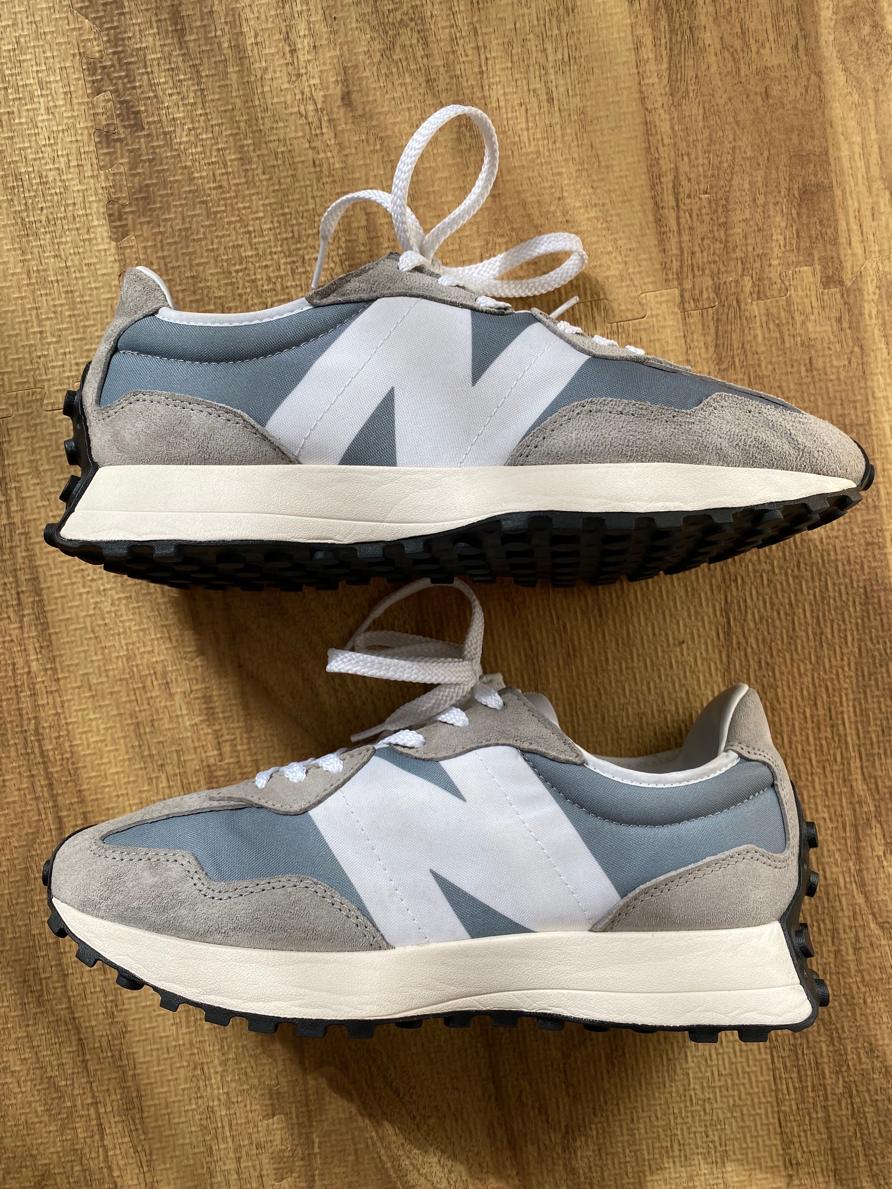New Balance 327 "Gray"