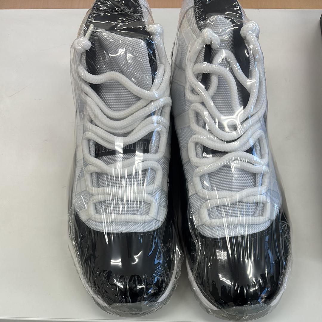 Nike Air Jordan 11 Retro "Concord" (2018)