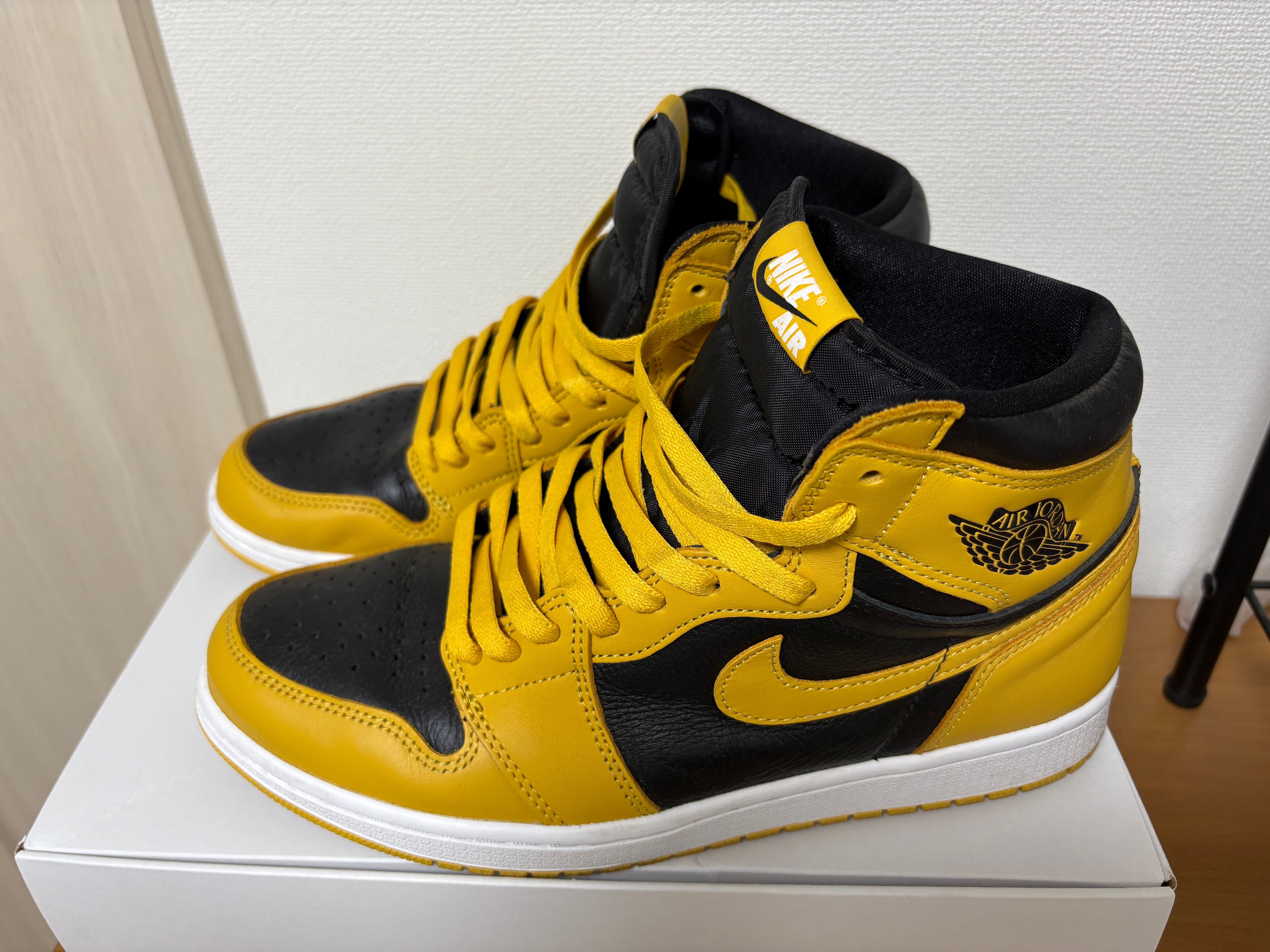 Nike Air Jordan 1 High OG "Pollen"