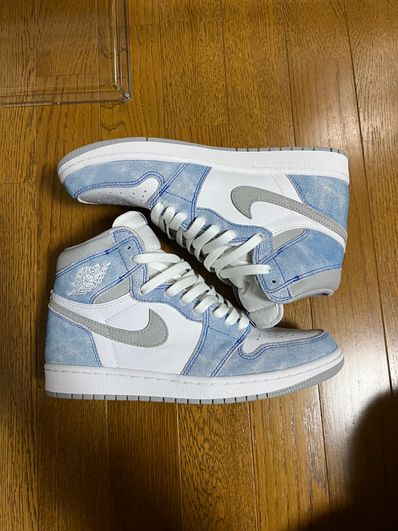 Nike Air Jordan 1 High OG "Hyper Royal"