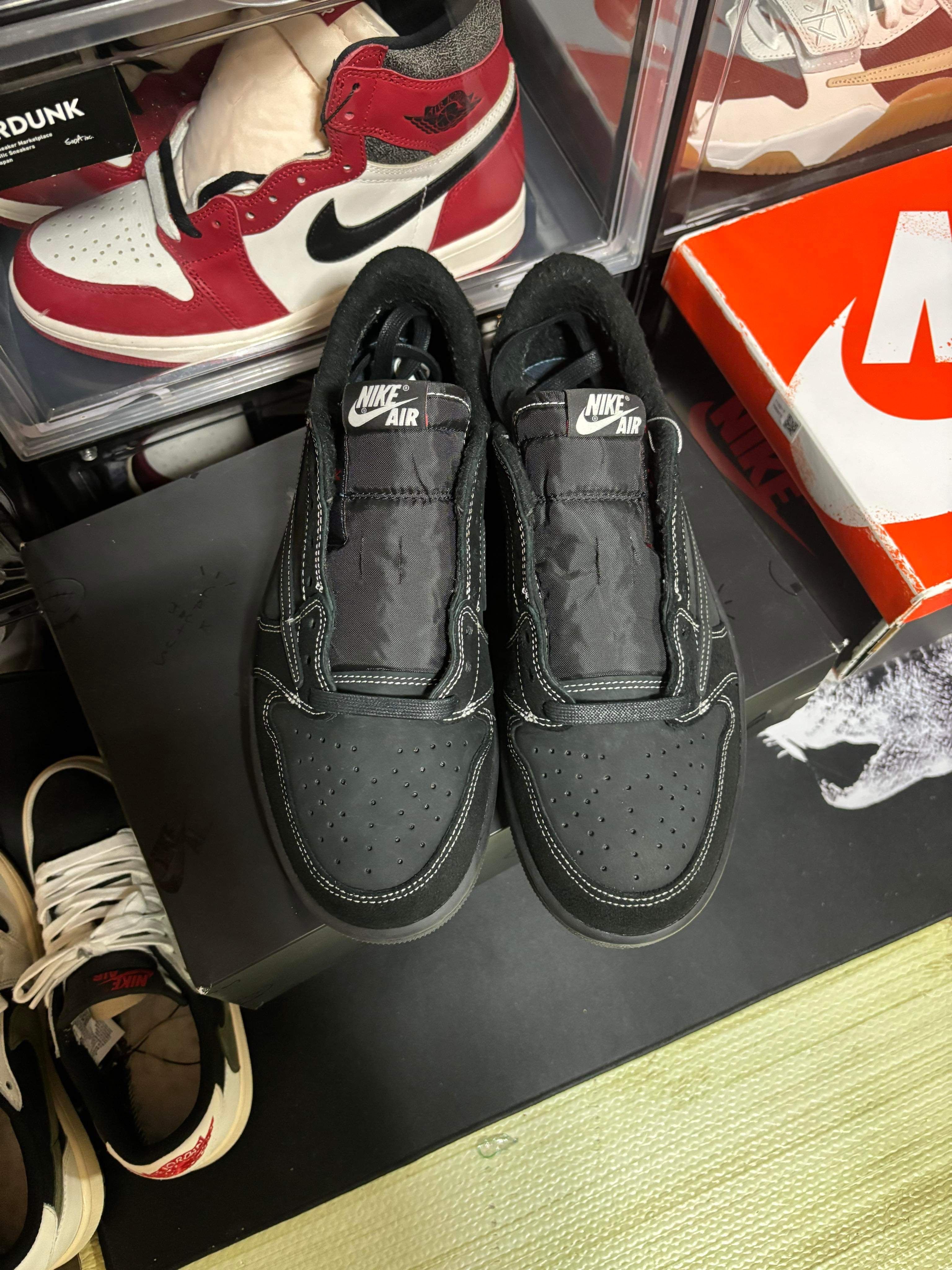 Travis Scott × Nike Air Jordan 1 Low OG SP "Black Phantom"