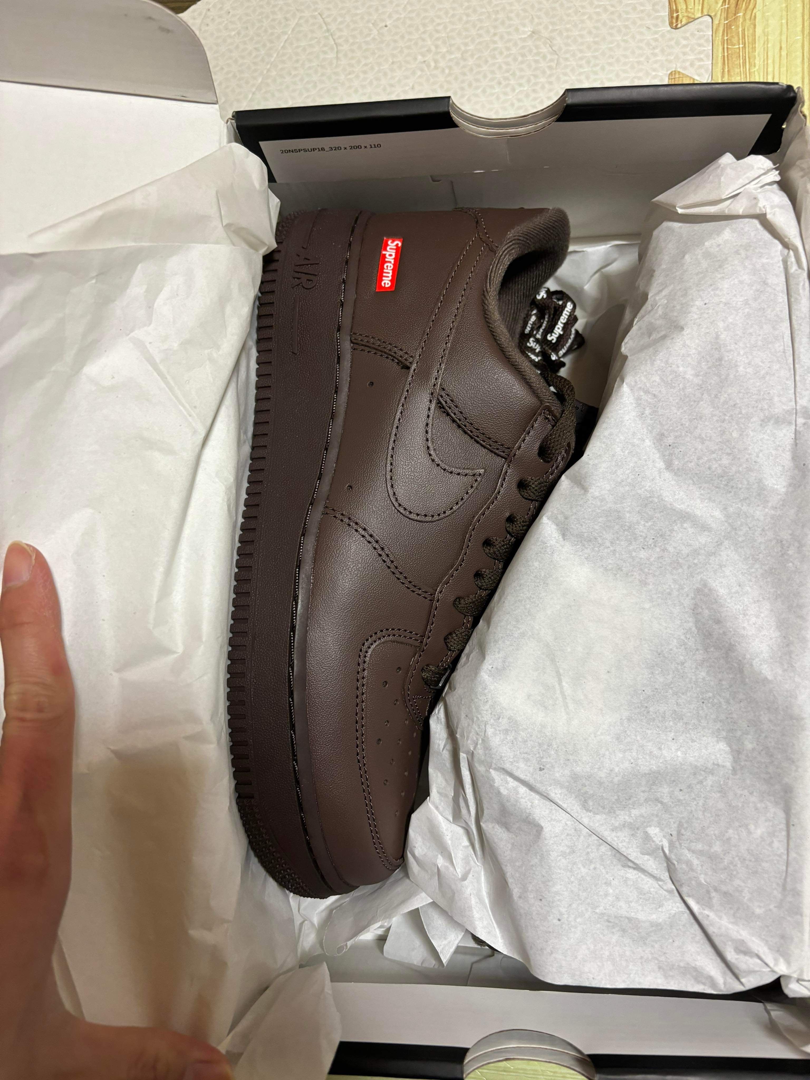 Supreme × Nike Air Force 1 Low "Baroque Brown"