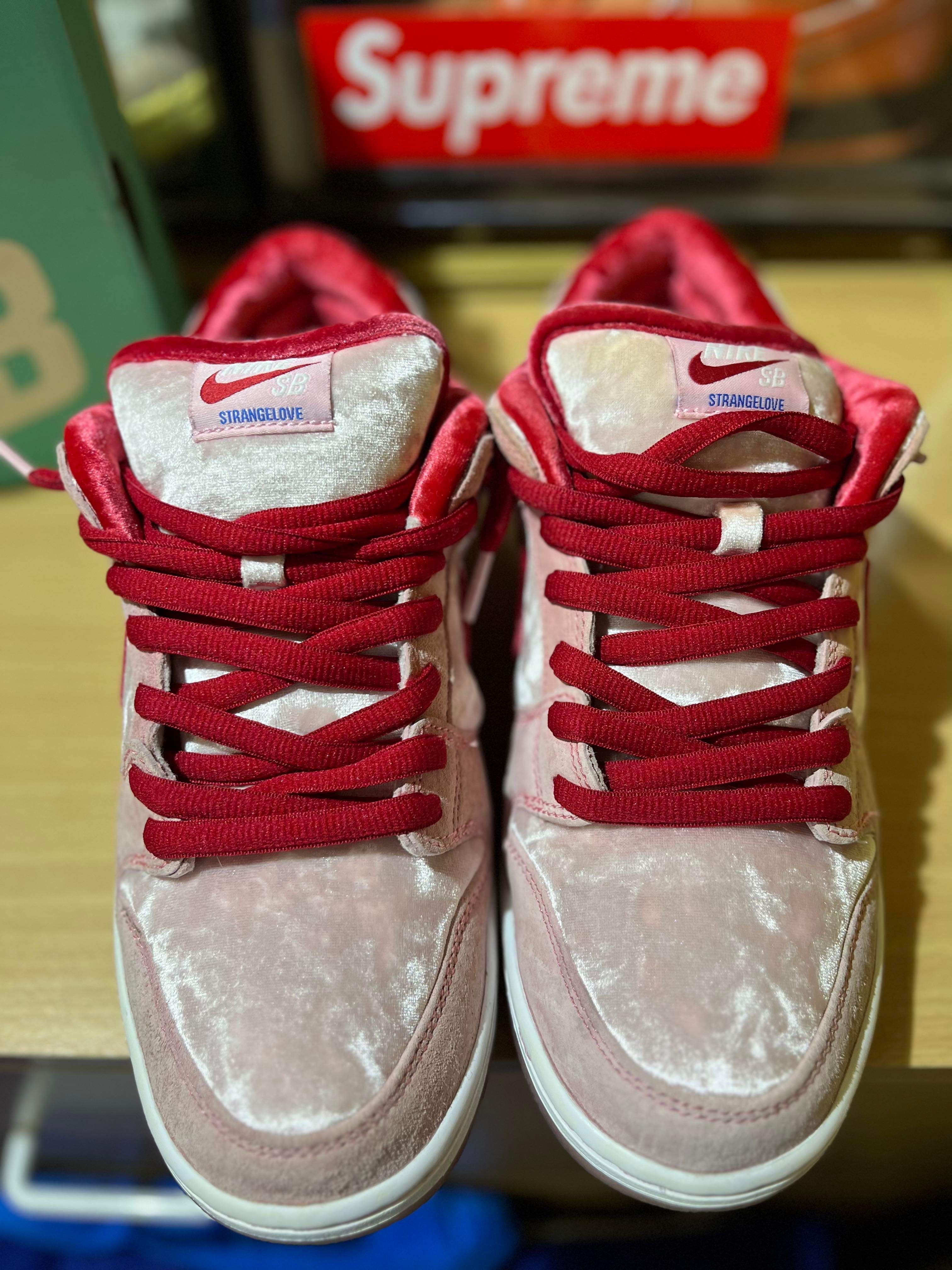 Strangelove × Nike SB Dunk Low "Valentine’s Day"
