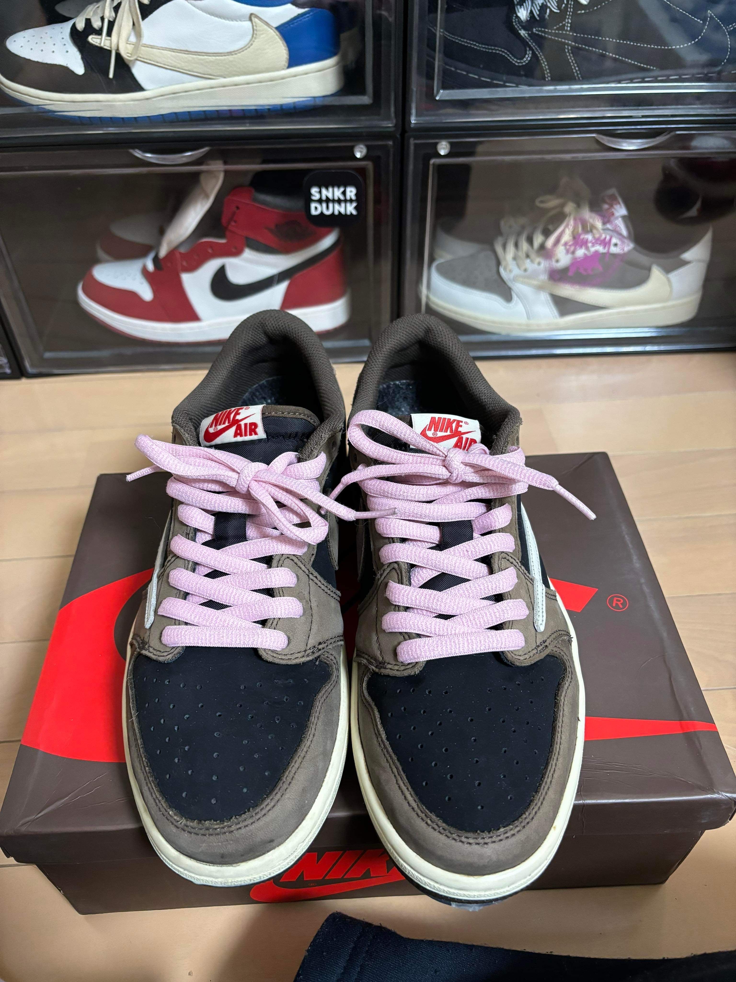 Travis Scott × Nike Air Jordan 1 Low OG SP-T "Black/Dark Mocha"