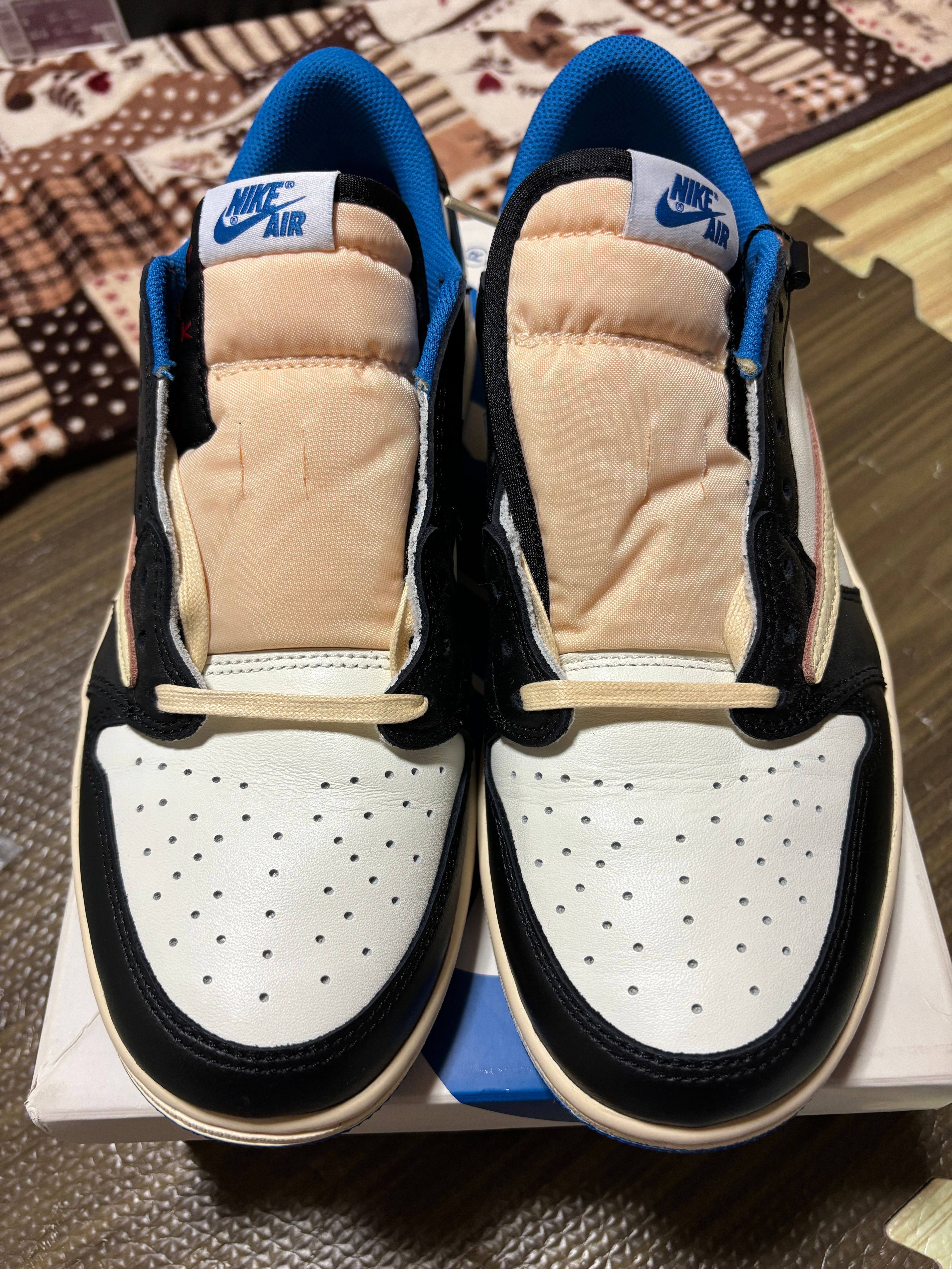 Travis Scott × fragment design × Nike Air Jordan 1 Low OG SP "Military Blue"