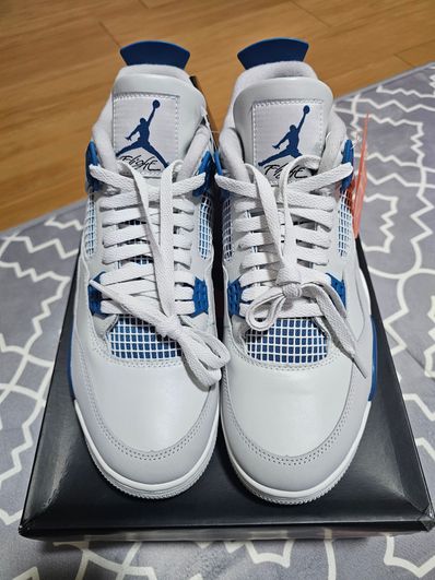 Nike Air Jordan 4 Retro "Industrial Blue"