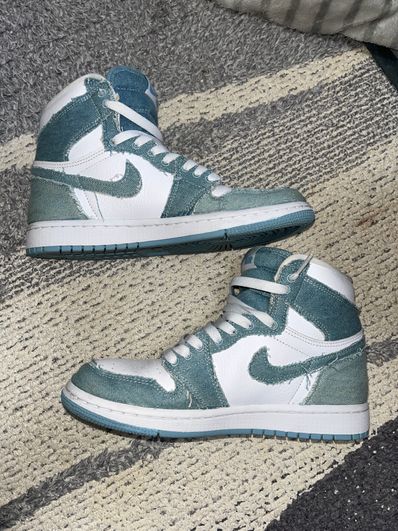 Nike Women's Air Jordan 1 High OG "Denim"